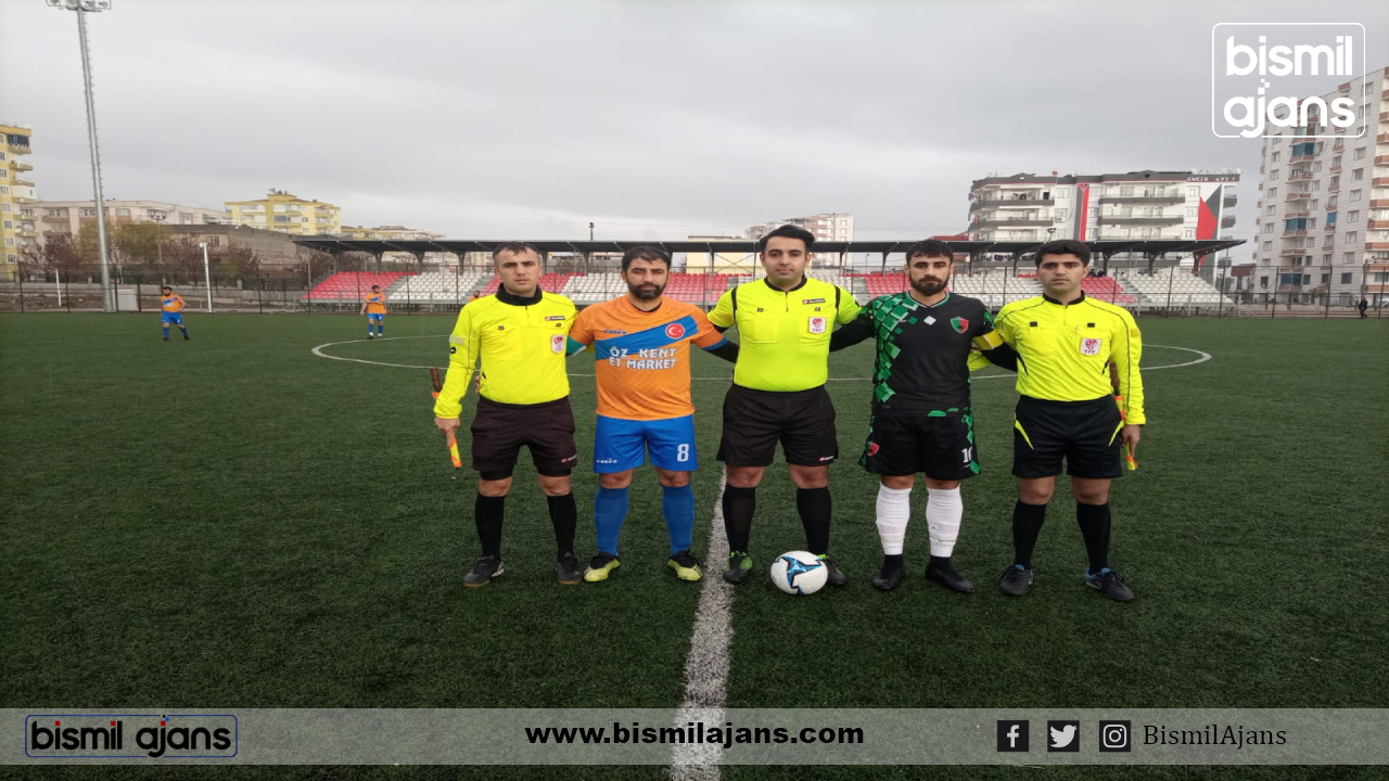 Seyrantepe Gençlikspor---Bismil 15 Temmuz Gençlikspor Maçını yöneten hakemler ve takım kaptanları